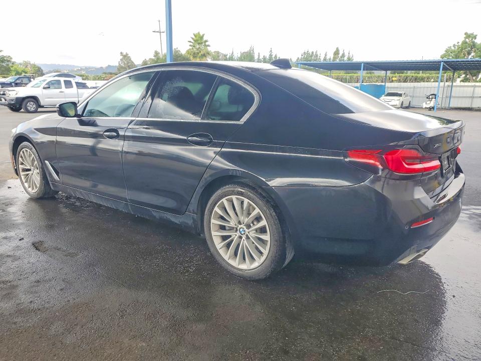 2022 BMW 5 series VIN WBA13BJ02NCJ18642 COPART salvage auction — MINOR DENT/SCRATCHES, CA - CERTIFICATE OF TITLE, sold $22,000 on 2026-07-14 (photo 2)