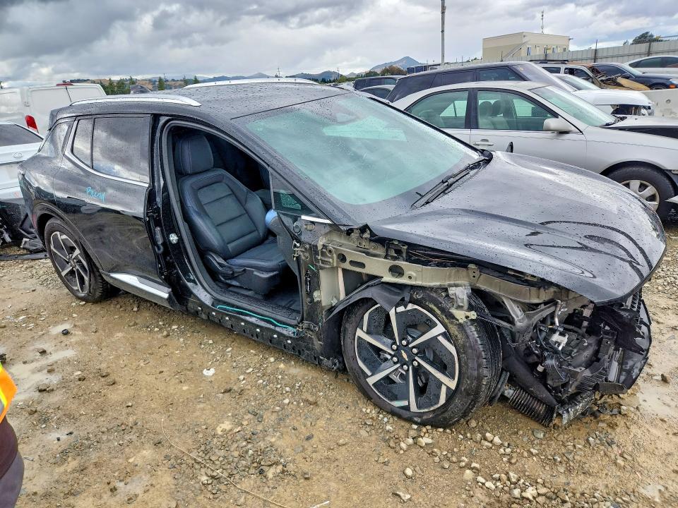 2024 Chevrolet Equinox VIN 3GN7DLRRXRS271070 COPART salvage auction — UNDERCARRIAGE, Ca - Salvage Certificate, sold $5,900 on 2026-07-20 (photo 4)