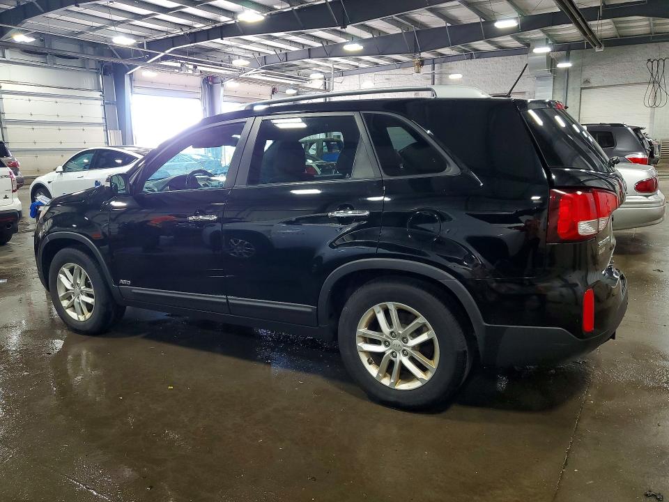 2014 Kia Sorento VIN 5XYKTCA69EG477015 COPART salvage auction — REAR END, Mn - Cert Of Title-Prior Salvage, sold $925 on 2026-07-07 (photo 2)