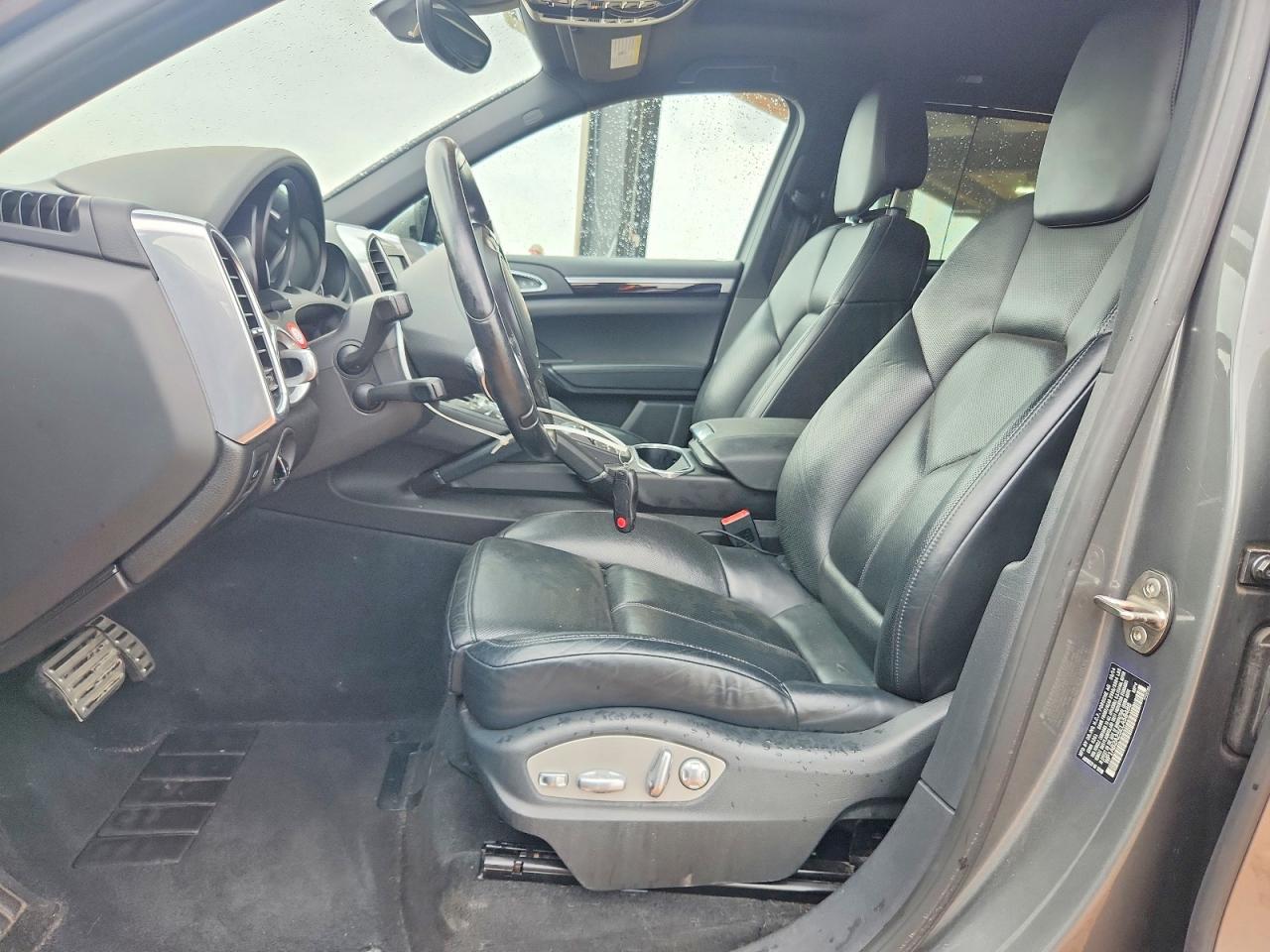 2014 Porsche Cayenne VIN WP1AB2A25ELA58488 COPART salvage auction — Front End, AL - CERT OF TITLE-SALVAGE TITLE, sold $1,850 on 2026-07-01 (photo 7)