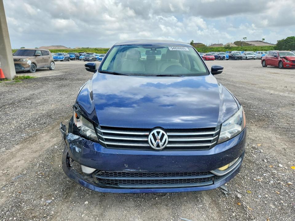 2015 Volkswagen Passat VIN 1VWAS7A30FC107618 COPART salvage auction — FRONT END, Fl - Certificate Of Destruction, sold $875 on 2026-07-09 (photo 5)