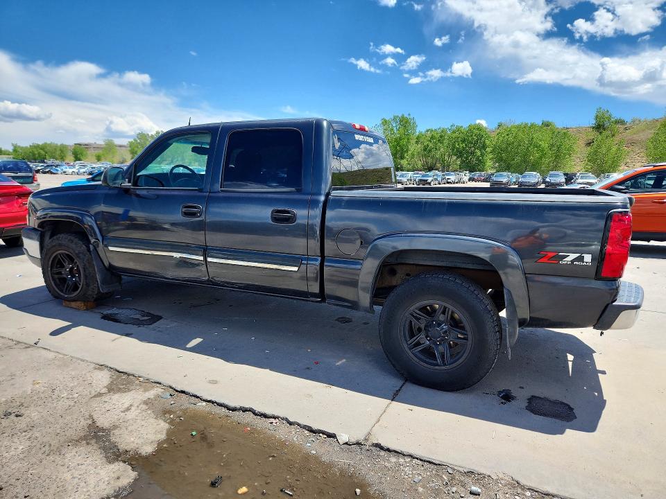 2004 Chevrolet Silverado VIN 2GCEK13T141340523 COPART salvage auction — SIDE, Co - Public - Salvage Title, sold $1,800 on 2026-07-22 (photo 2)