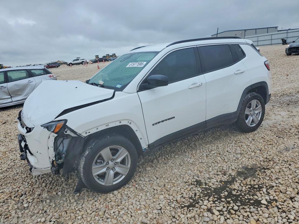 2022 Jeep Compass VIN 3C4NJDBB8NT217072 — COPART salvage auction photo