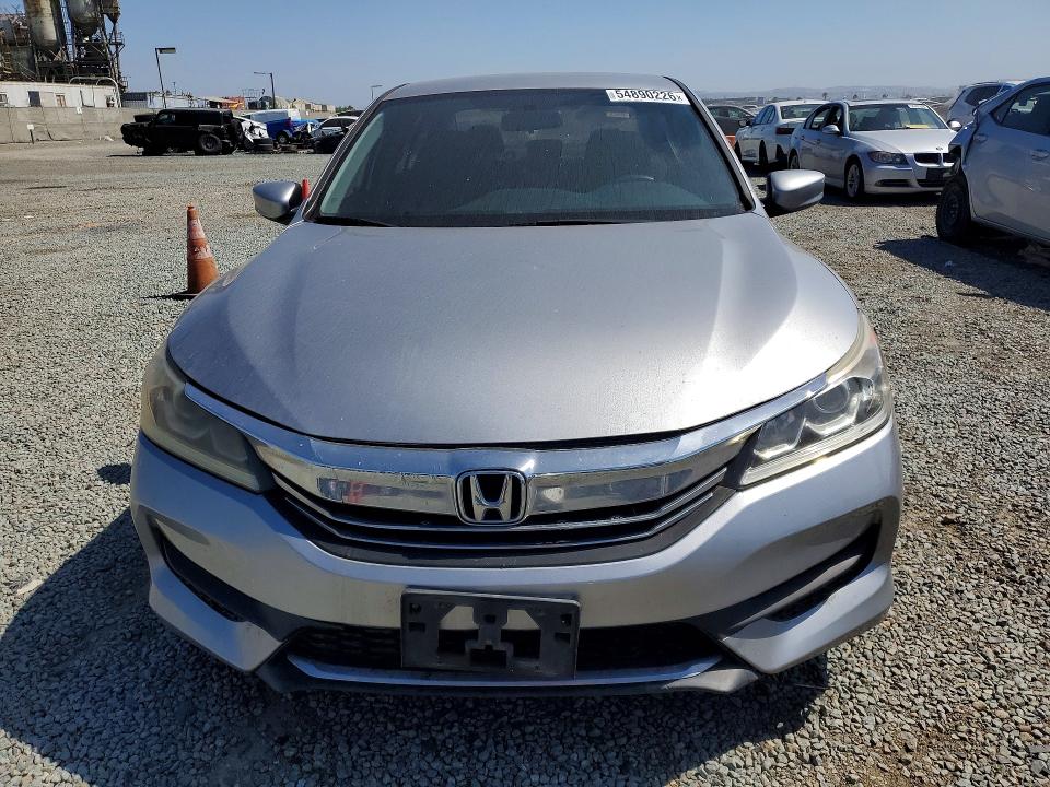 2017 Honda Accord VIN 1HGCR2F31HA012018 COPART salvage auction — FRONT END, Ca - Dis/Dlr/Exp App For Dup Clean, sold $2,850 on 2026-07-02 (photo 5)