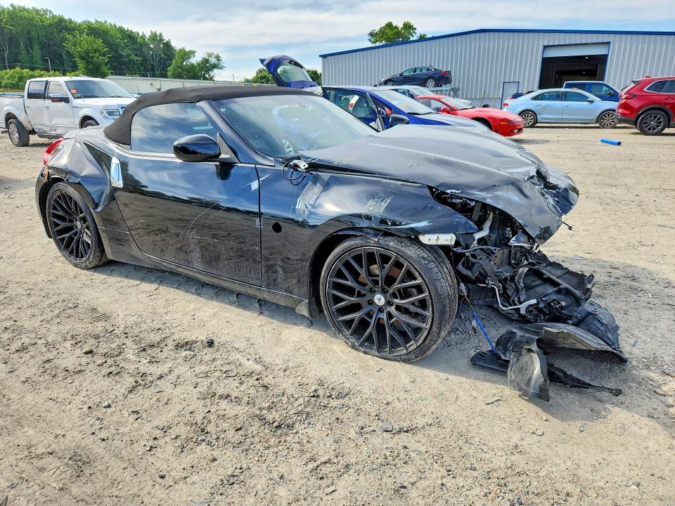 2017 Nissan 370z VIN JN1AZ4FH9HM940383 COPART salvage auction — FRONT END, Va - Certificate Of Title, sold $1,850 on 2026-07-21 (photo 4)