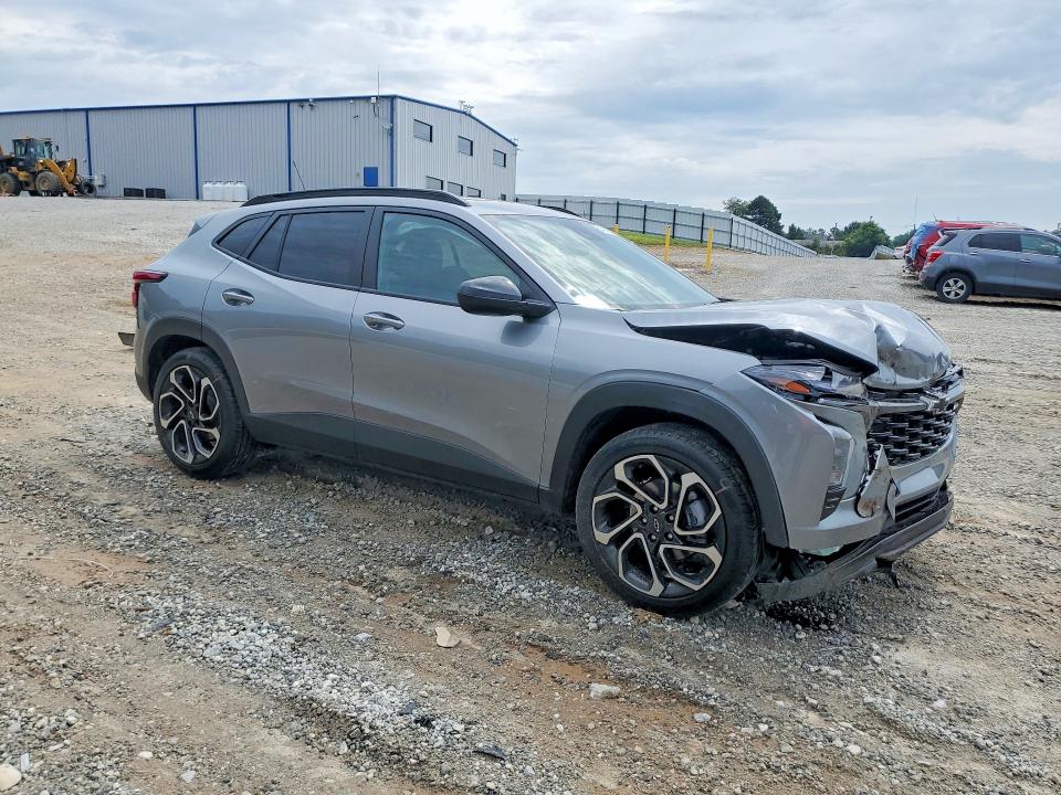 2025 Chevrolet Trax VIN KL77LJEP2SC307136 COPART salvage auction — FRONT END, Ga - Cert Of Title-Salvage, sold $7,200 on 2026-07-29 (photo 4)
