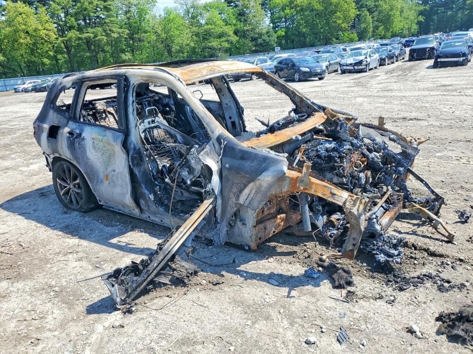 2019 BMW X3 VIN 5UXTR9C55KLD95276 COPART salvage auction — BURN, Ma - Cert Of Title-Salvage, sold $80 on 2026-07-30 (photo 4)