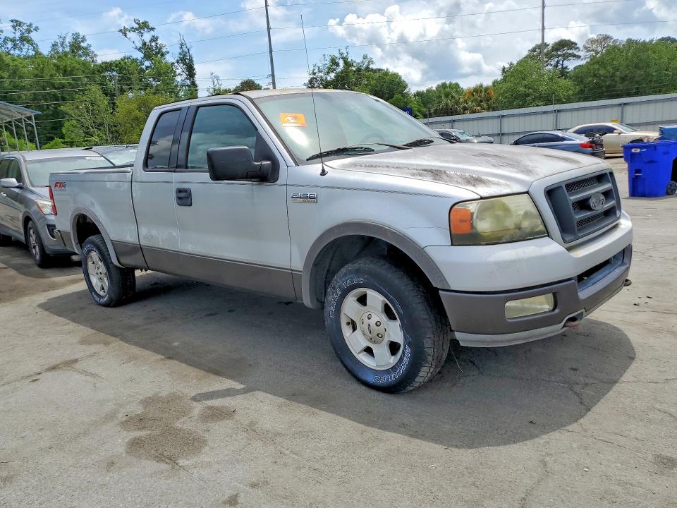 2004 Ford F-150 lightning VIN 1FTPX14524NB59701 COPART salvage auction — NORMAL WEAR, Sc - Certificate Of Title, sold $600 on 2026-07-09 (photo 4)