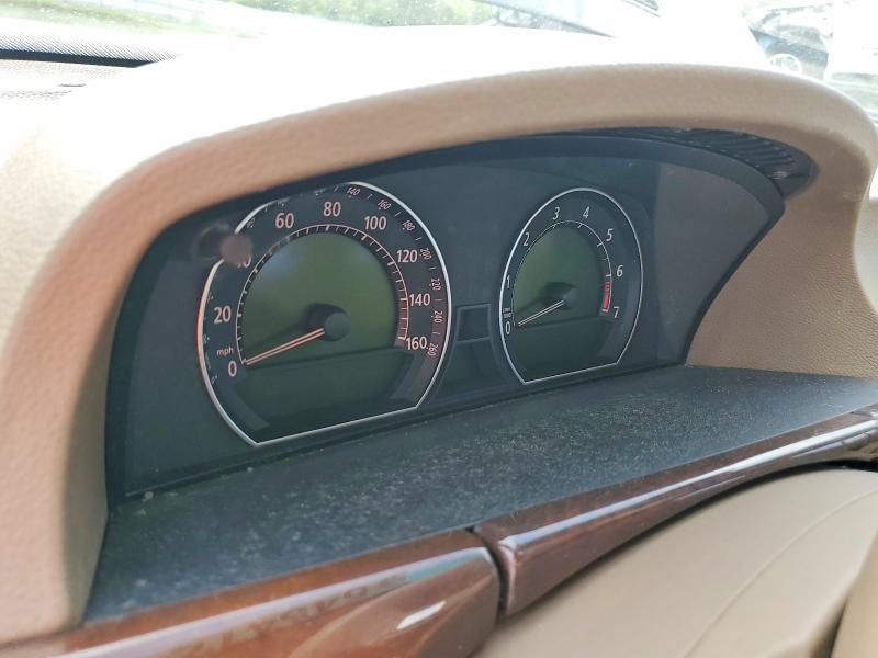 2006 BMW 7 series VIN WBAHL83576DT02058 COPART salvage auction — BIOHAZARD/CHEMICAL, NY - CERTIFICATE OF TITLE (P), sold $450 on 2026-07-06 (photo 9)