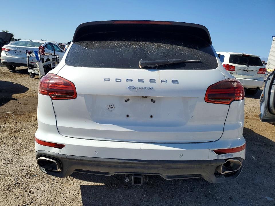 2016 Porsche Cayenne VIN WP1AF2A21GLA40335 COPART salvage auction — UNDERCARRIAGE, Az - Cert Of Title - Salvage, sold $3,900 on 2026-07-31 (photo 6)