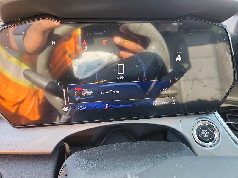 2025 Chevrolet Trax VIN KL77LHEP7SC297583 COPART salvage auction — FRONT END, In - Cert Of Title-Salvage Title, sold $4,650 on 2026-07-27 (photo 9)