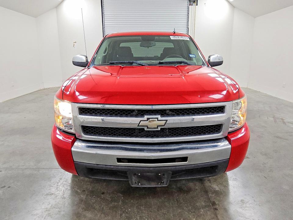 2010 Chevrolet Silverado 1500 VIN 3GCRCREA7AG227333 COPART salvage auction — MINOR DENT/SCRATCHES, TX - CERTIFICATE OF TITLE, sold $2,850 on 2026-07-09 (photo 5)