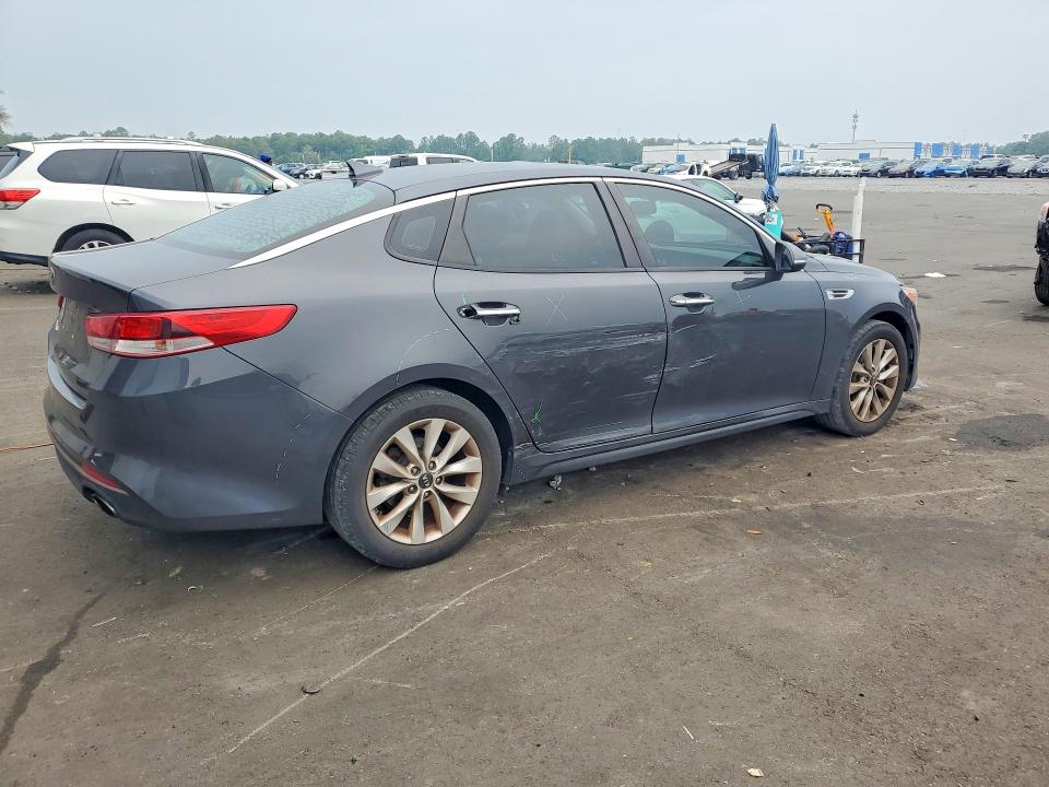 2017 Kia VIN 5XXGT4L31HG130723 COPART salvage auction — SIDE, Fl - Cert Of Title Slvg Rebuildable, sold $2,200 on 2026-07-15 (photo 3)