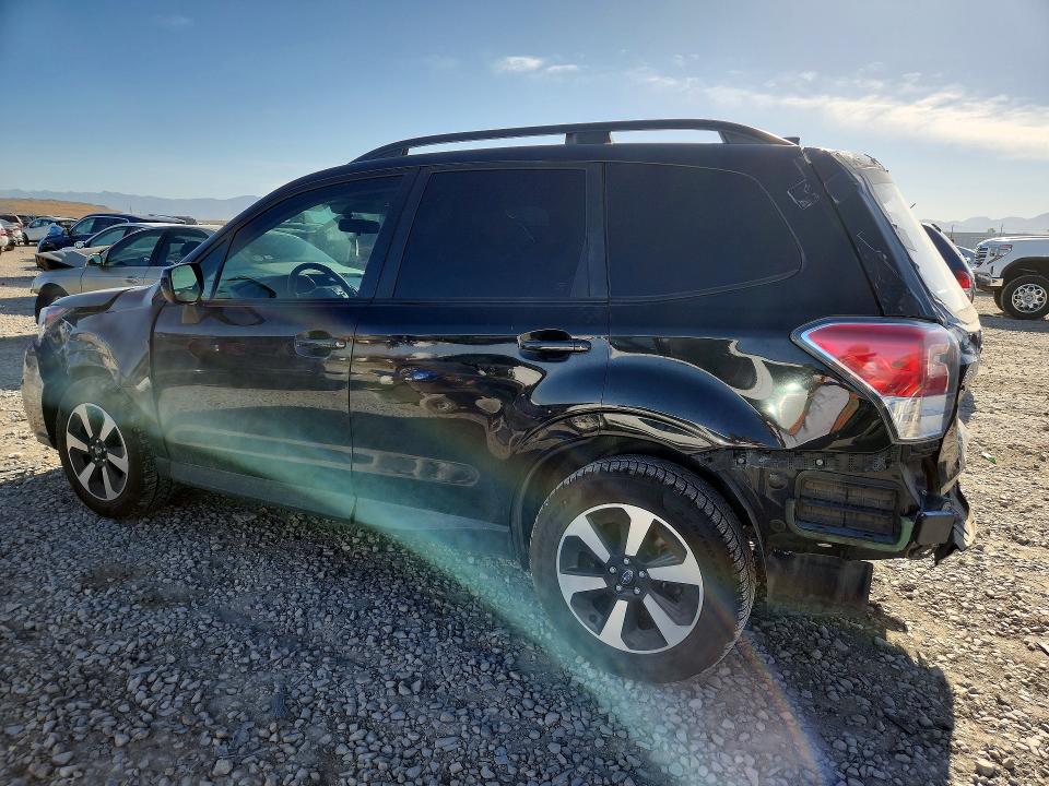 2018 Subaru Forester VIN JF2SJAGC3JH579548 COPART salvage auction — REAR END, Ut - Salvage Certificate, sold $800 on 2026-07-17 (photo 2)