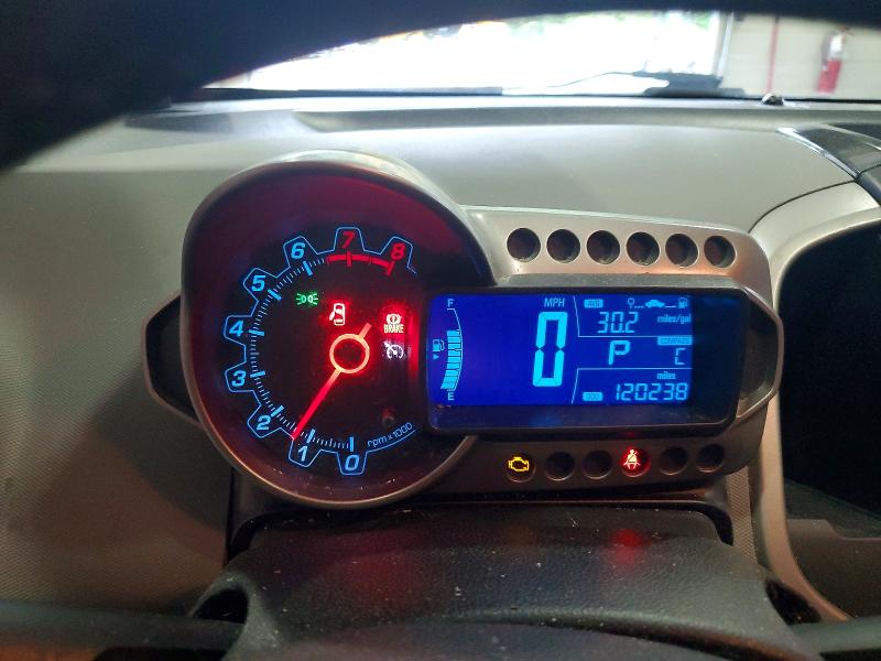 2014 Chevrolet SONIC VIN 1G1JE5SBXE4189461 COPART salvage auction — SIDE, VA - CERT OF TITLE - SALVAGE, sold $550 on 2026-07-02 (photo 9)