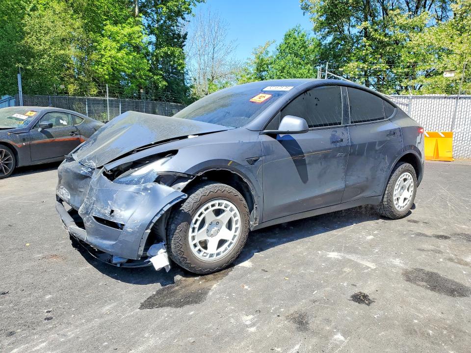 2023 Tesla Model y VIN 7SAYGAEE0PF589025 COPART salvage auction — FRONT END, Or - Salvage Title Certificate, sold $500 on 2026-07-29 (photo 1)