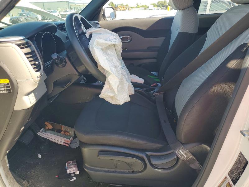 2016 Kia VIN KNDJN2A22G7399691 COPART salvage auction — SIDE, Fl - Cert Of Title Slvg Rebuildable, sold $400 on 2026-07-10 (photo 7)