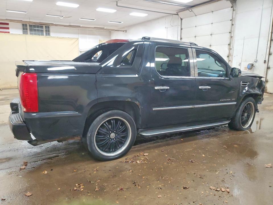 2007 Cadillac Escalade VIN 3GYFK628X7G185362 COPART salvage auction — FRONT END, Mi - Certificate Of Title, sold $200 on 2026-07-22 (photo 3)