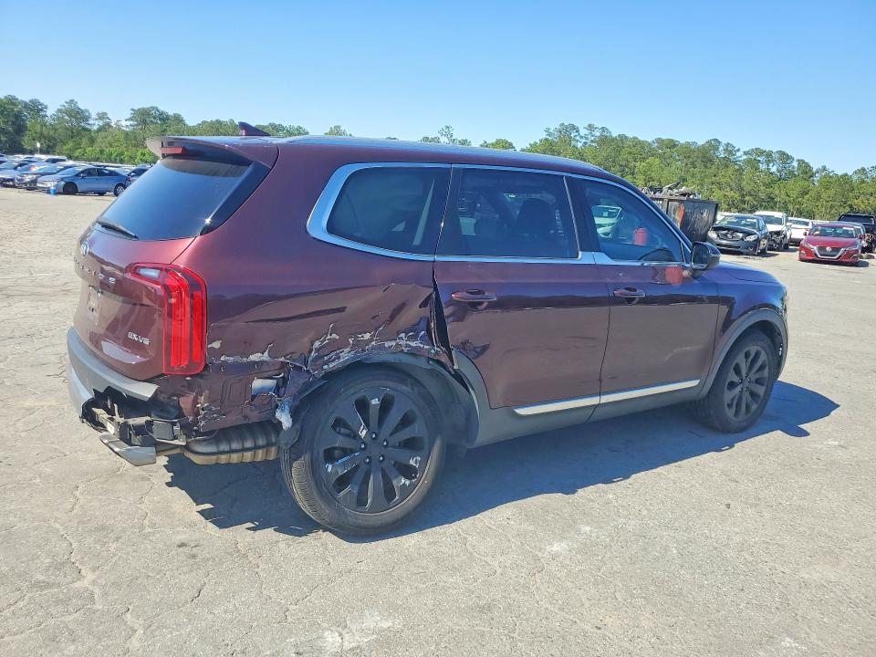 2021 Kia Telluride VIN 5XYP34HC8MG105378 COPART salvage auction — SIDE, Nc - Salvage Certificate Of Title, sold $6,800 on 2026-07-13 (photo 3)