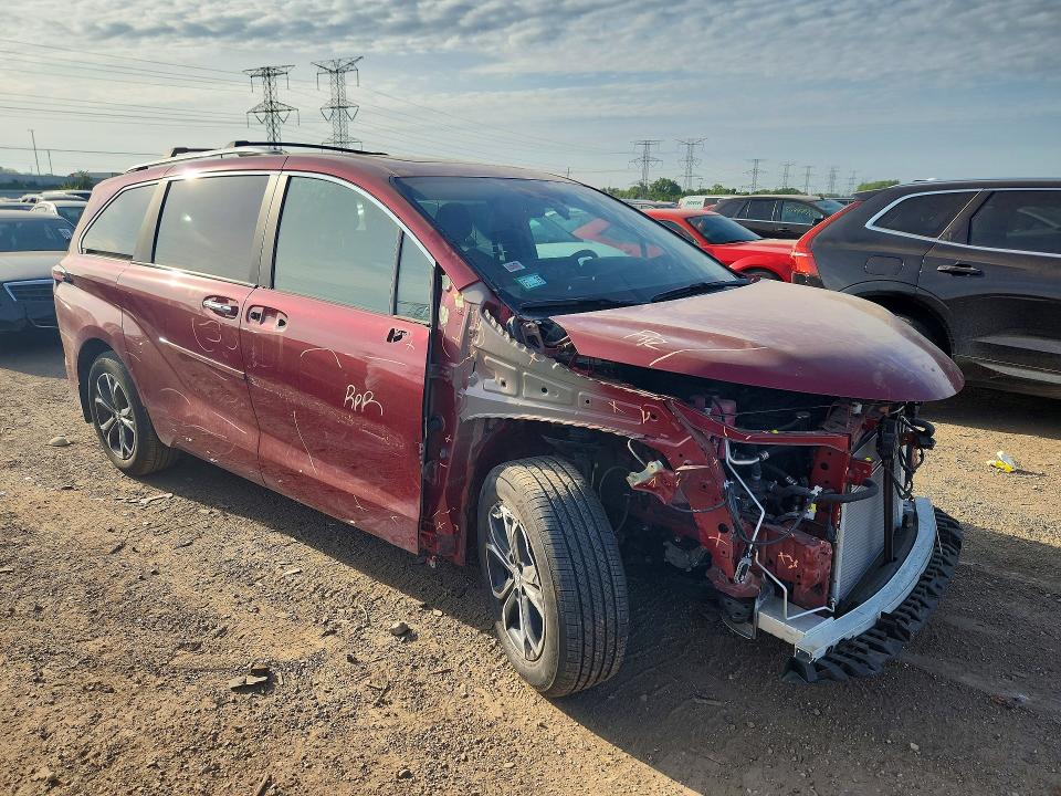 2025 Toyota Sienna VIN 5TDESKFC8SS162780 COPART salvage auction — FRONT END, Il - Salvage Certificate, sold $25,250 on 2026-07-28 (photo 4)