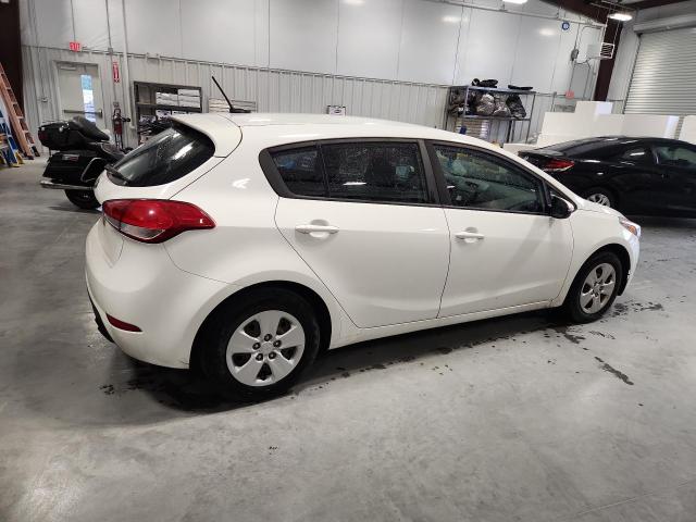 2018 Kia Forte VIN KNAFK5A87J5772955 COPART salvage auction — NORMAL WEAR, Nc - Dealer Only Clean Title, sold $975 on 2026-07-28 (photo 3)