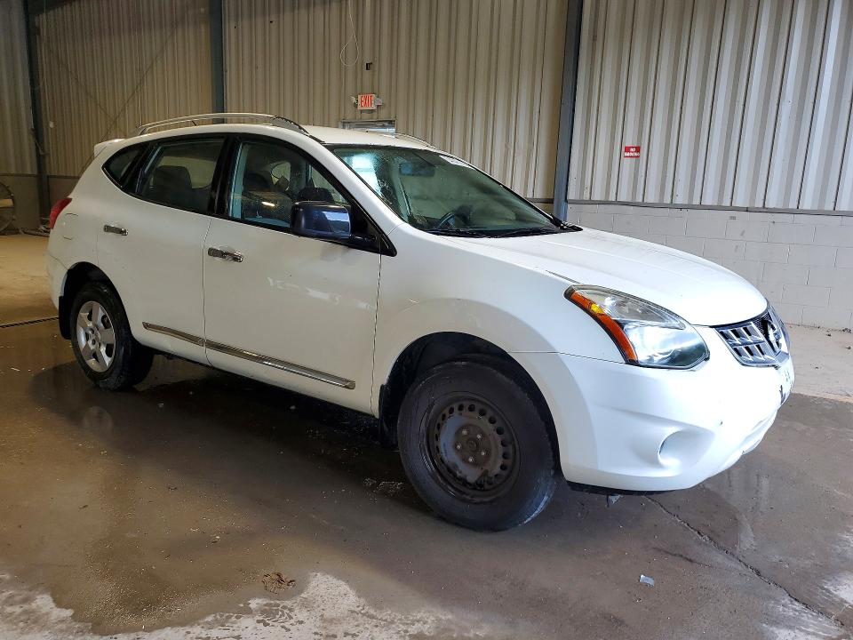2014 Nissan Rogue VIN JN8AS5MV7EW713973 COPART salvage auction — FRONT END, Pa - Cert Of Title, sold $575 on 2026-07-29 (photo 4)
