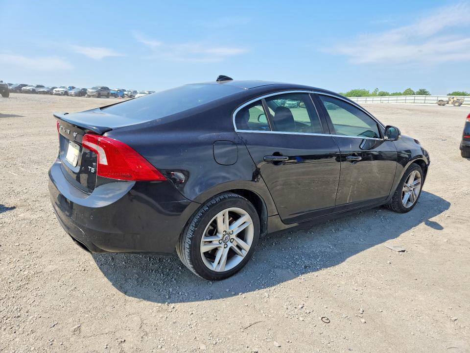 2015 Volvo S60 VIN YV140MFB6F1305324 COPART salvage auction — FRONT END, KY - BILL OF SALE/PART ONLY/NO TITL, sold $225 on 2026-07-16 (photo 3)