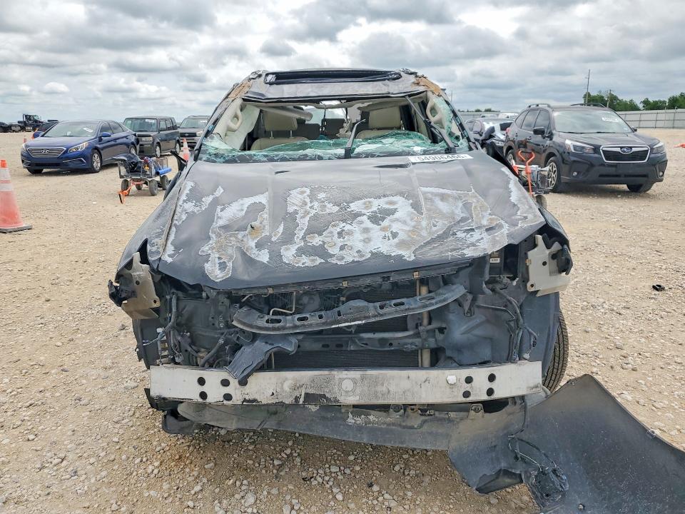 2012 Lexus VIN JTJJM7FX8C5040174 COPART salvage auction — ROLLOVER, Tx - Salvage Vehicle Title, sold $5,400 on 2026-07-16 (photo 5)