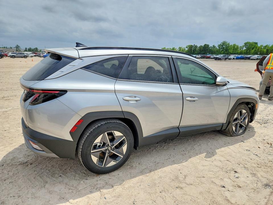 2026 Hyundai Tucson VIN 5NMJC3DE4TH666124 COPART salvage auction — FRONT END, Tx - Salvage Vehicle Title, sold $12,100 on 2026-07-02 (photo 3)