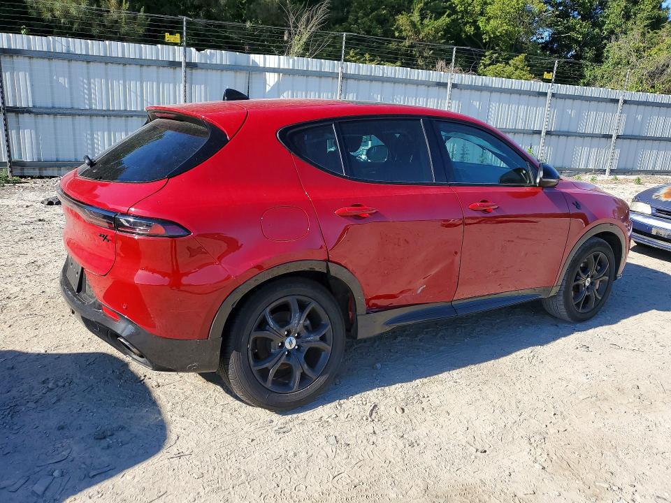 2024 Dodge Hornet VIN ZACPDFDW5R3A21915 COPART salvage auction — SIDE, VA - CERT OF TITLE - SALVAGE, sold $125 on 2026-07-21 (photo 3)