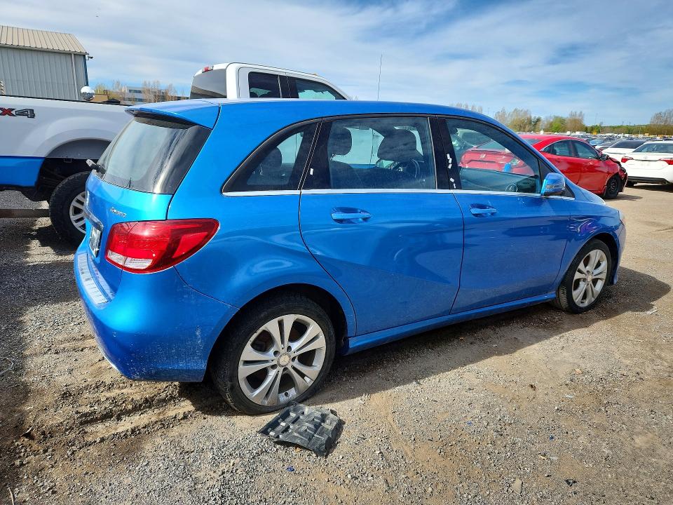 2015 Mercedes-benz B-klasse VIN WDDMH4GB5FJ332582 COPART salvage auction — UNDERCARRIAGE, On - Permit No Brand - Unfit, sold $200 on 2026-07-28 (photo 3)