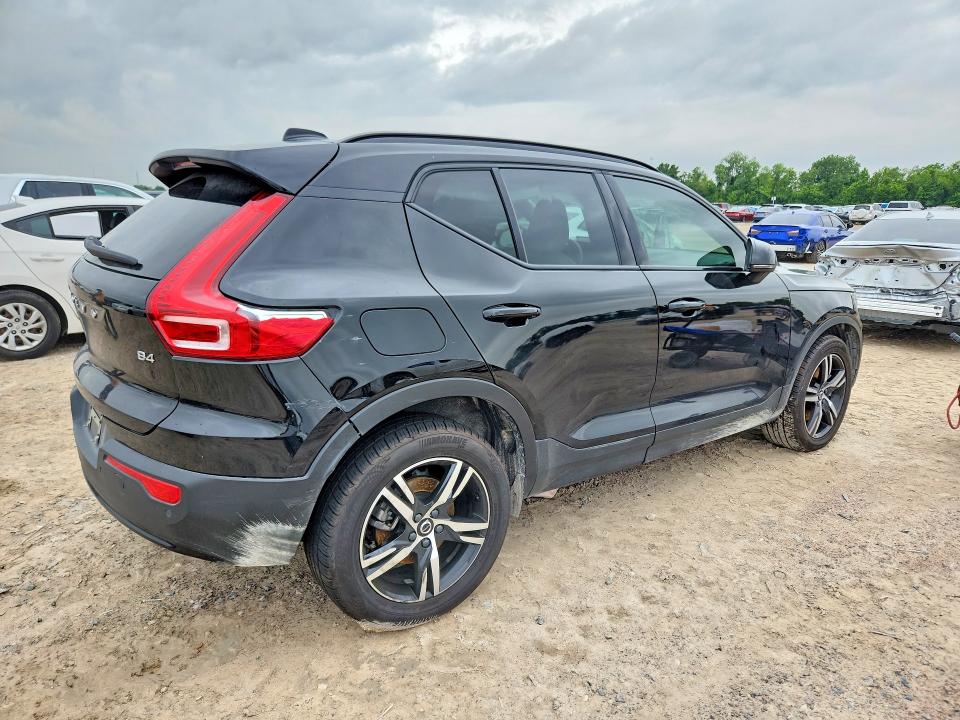 2023 Volvo Xc40 VIN YV4K92HL3P2974852 COPART salvage auction — REAR END, Tx - Salvage Vehicle Title, sold $10,600 on 2026-07-24 (photo 3)