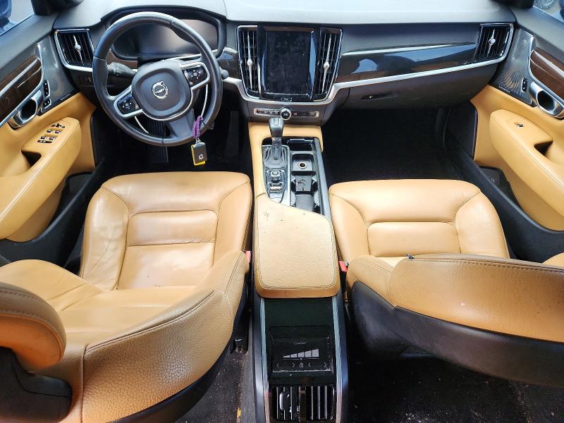 2018 Volvo S90 VIN LVY982MK2JP037592 COPART salvage auction — UNDERCARRIAGE, Tx - Salvage Vehicle Title, sold $3,500 on 2026-07-17 (photo 8)