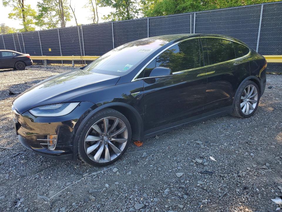 2016 Tesla Model x VIN 5YJXCBE24GF014605 COPART salvage auction — MINOR DENT/SCRATCHES, MD - CERT OF SALVAGE > 75% DAMAGE, sold $8,200 on 2026-07-21 (photo 1)