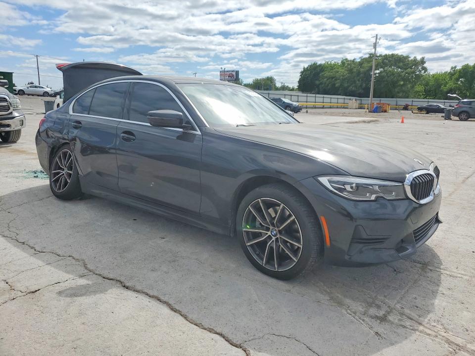 2020 BMW 3er VIN 3MW5R1J01L8B19764 COPART salvage auction — REAR END, Salvage Title, sold $7,100 on 2026-09-01 (photo 4)