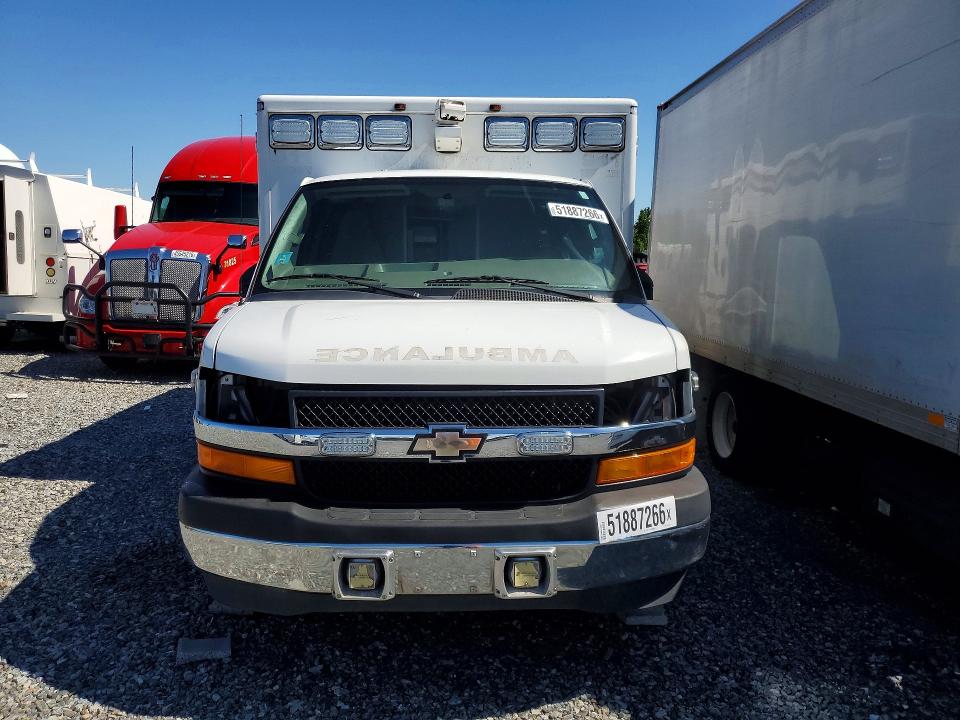 2019 Chevrolet Express g3500 VIN 1GB3GRCG6K1255632 COPART salvage auction — MECHANICAL, NC - DEALER ONLY CLEAN TITLE, sold $9,300 on 2026-07-29 (photo 5)