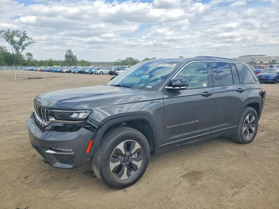 2024 Jeep Cherokee VIN 1C4RJYB6XRC106522 COPART salvage auction — REAR END, Ia - Cert Of Title-Salvage Title, sold $8,000 on 2026-07-24 (photo 1)