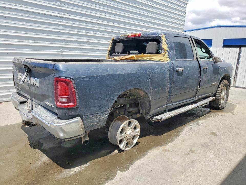 2026 Ram 2500 VIN 3C6UR5DJ4TG198810 COPART salvage auction — VANDALISM, Ca - Non-Repairable Vehicle Cert, sold $16,300 on 2026-07-28 (photo 3)