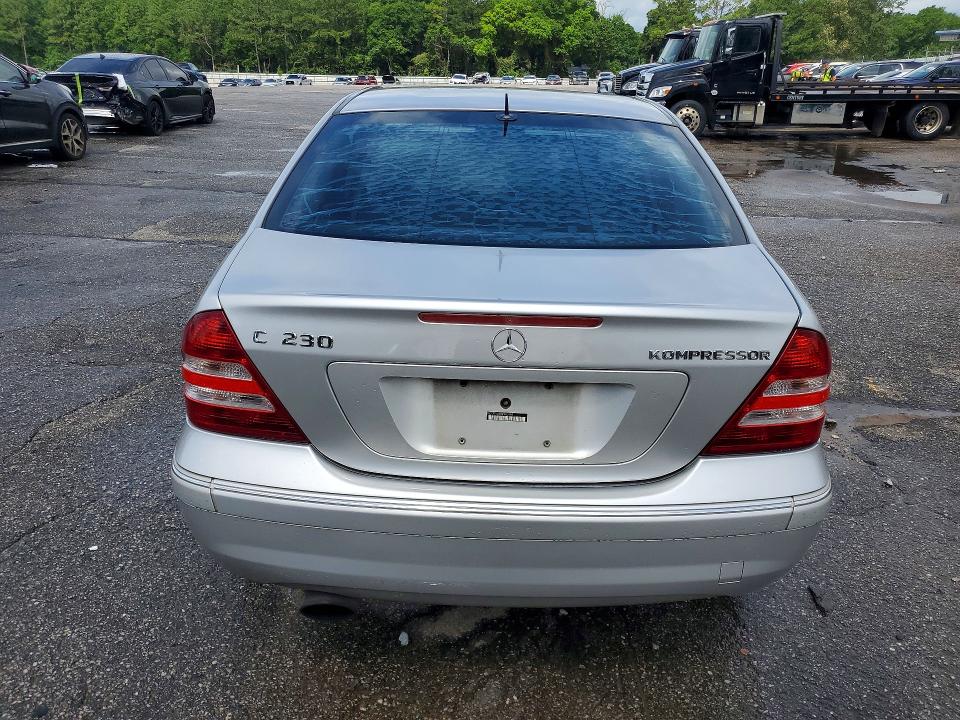 2005 Mercedes-benz C-klasse VIN WDBRF40J85F683140 COPART salvage auction — UNDERCARRIAGE, Al - Cert Of Title-Salvage Title, sold $225 on 2026-07-06 (photo 6)