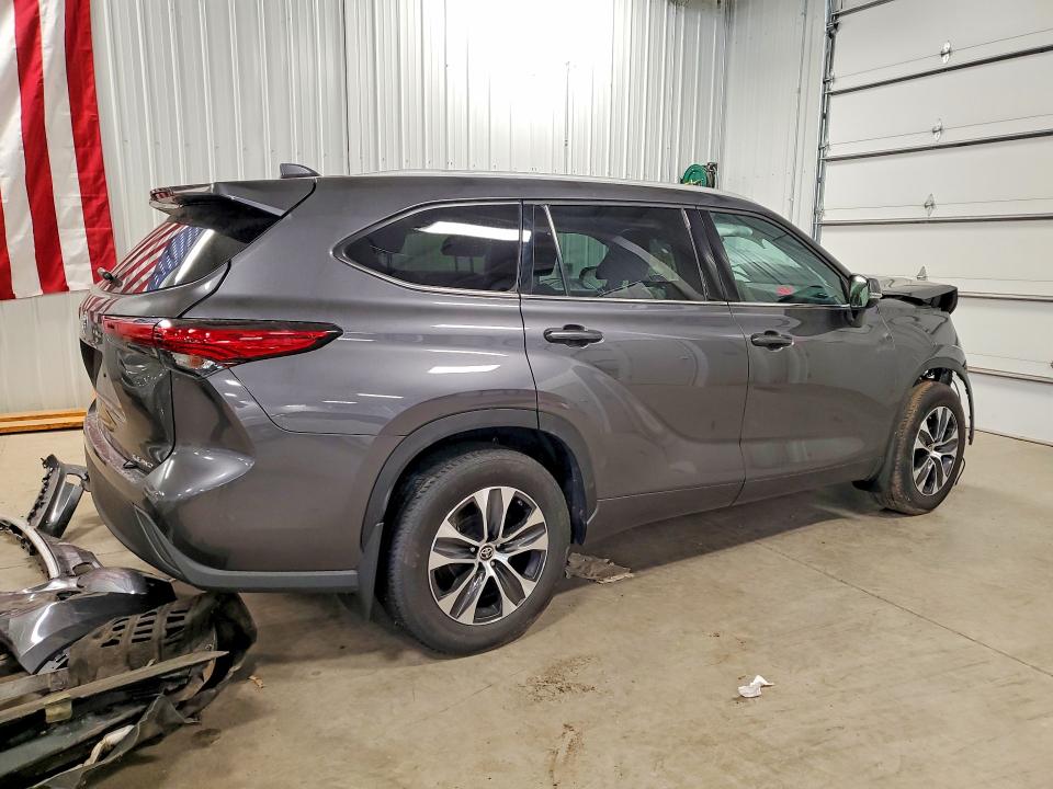 2022 Toyota VIN 5TDHZRBHXNS177563 COPART salvage auction — FRONT END, Mn - Cert Of Title-Salvage, sold $11,300 on 2026-07-02 (photo 3)