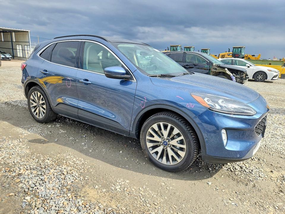 2020 Ford Escape VIN 1FMCU9J93LUC41028 COPART salvage auction — REAR END, Co - Salvage Title, sold $8,600 on 2026-07-02 (photo 4)
