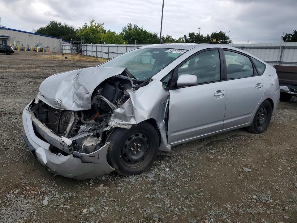 2007 Toyota Prius VIN JTDKB20U577620202 COPART salvage auction — FRONT END, Nr - Non-Repairable, sold $325 on 2026-07-07 (photo 1)