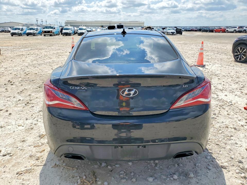 2015 Hyundai Genesis VIN KMHHT6KJ1FU127923 COPART salvage auction — SIDE, Tx - Salvage Vehicle Title, sold $3,000 on 2026-07-16 (photo 6)