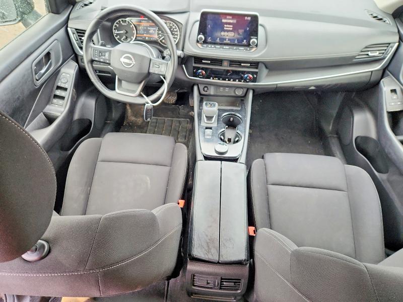 2025 Nissan Rogue VIN JN8BT3AB2SW413625 COPART salvage auction — SIDE, ON - PERMIT NO BRAND - UNFIT, sold $12,700 on 2026-07-07 (photo 8)