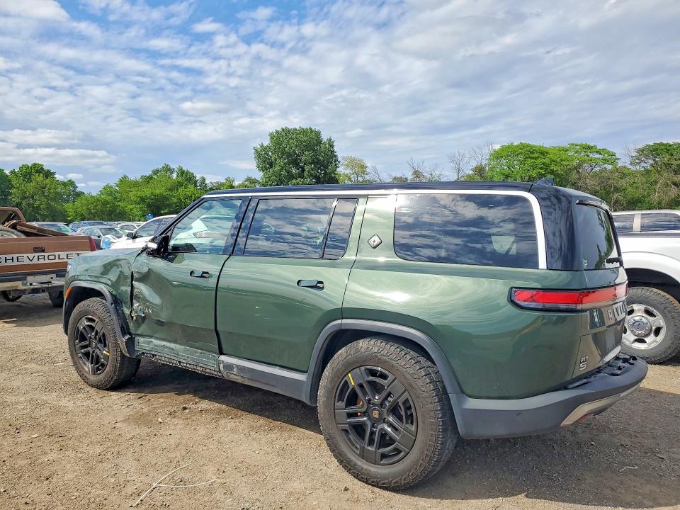 2024 Rivian R1s VIN 7PDSGBBA2RN044399 COPART salvage auction — REAR END, Ia - Cert Of Title-Salvage Title, sold $18,000 on 2026-09-25 (photo 2)