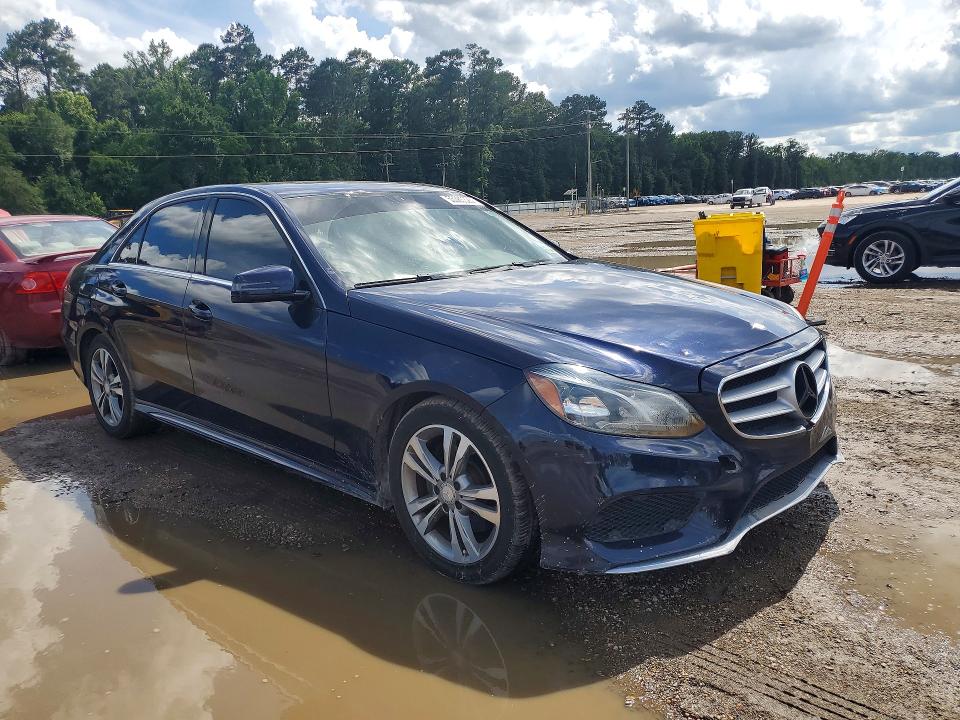 2016 Mercedes-benz VIN WDDHF5KB7GB186024 COPART salvage auction — MINOR DENT/SCRATCHES, La - Dealer Only Clean Title (P), sold $5,300 on 2026-07-27 (photo 4)