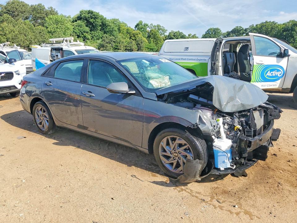 2026 Hyundai Elantra VIN KMHLM4DJXTU186022 COPART salvage auction — FRONT END, VA - CERT OF TITLE - SALVAGE, sold $4,550 on 2026-07-22 (photo 4)