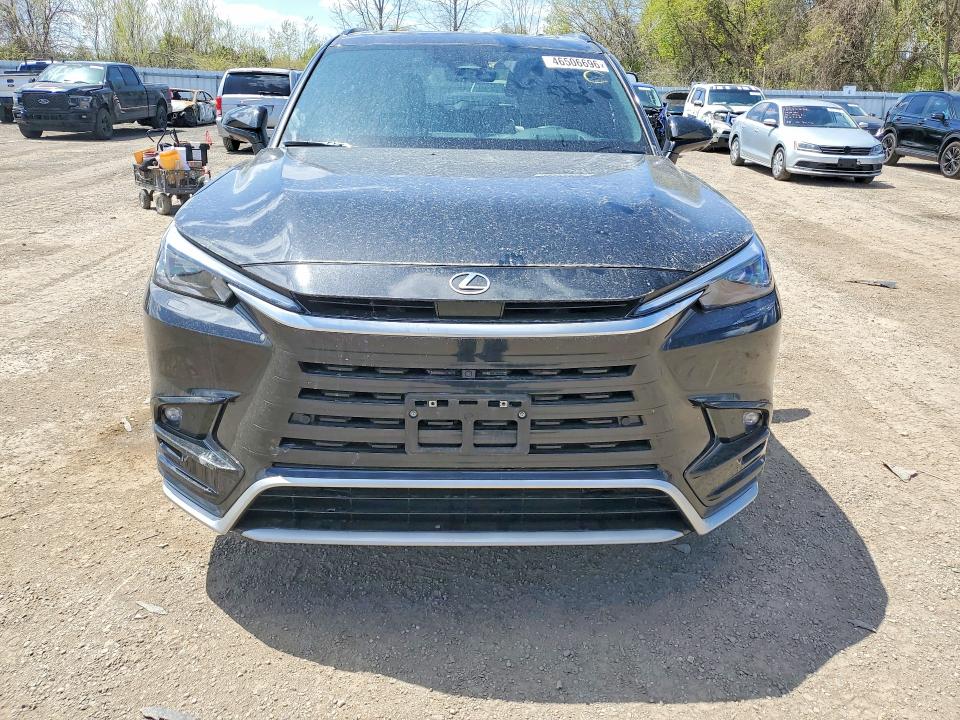 2025 Lexus VIN 5TDABAB63SS016084 COPART salvage auction — VANDALISM, ON - PERMIT NO BRAND - UNFIT, sold $25,500 on 2026-07-28 (photo 5)