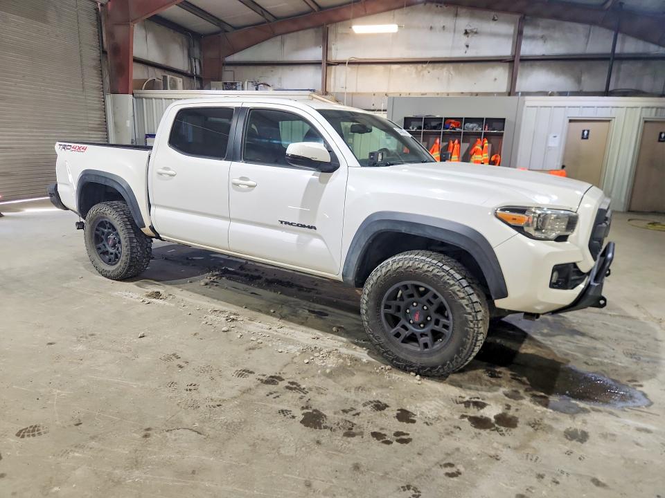 2016 Toyota Tacoma VIN 5TFCZ5AN2GX029401 COPART salvage auction — REAR END, Nh - Cert Of Title-Salvage, sold $125 on 2026-07-31 (photo 4)