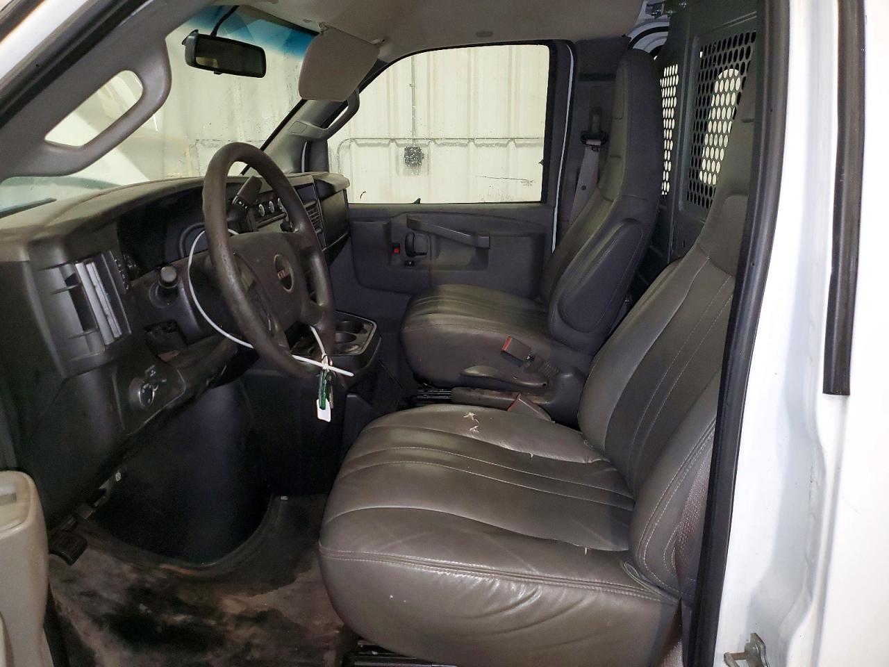 2019 Gmc Savana VIN 1GTW7AFP8K1159314 COPART salvage auction — Front End, MN - CERT OF TITLE-SALVAGE, sold $1,950 on 2026-09-09 (photo 7)